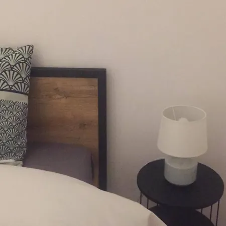 Appartement Duplex Pour 3-4 Personnes à Ciney
