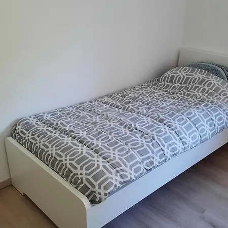 Duplex Pour 3-4 Personnes A Ciney